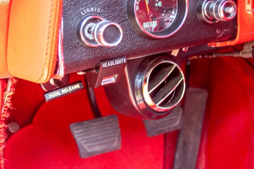 1966 Chevrolet Corvette C2 - Image 21 of 21