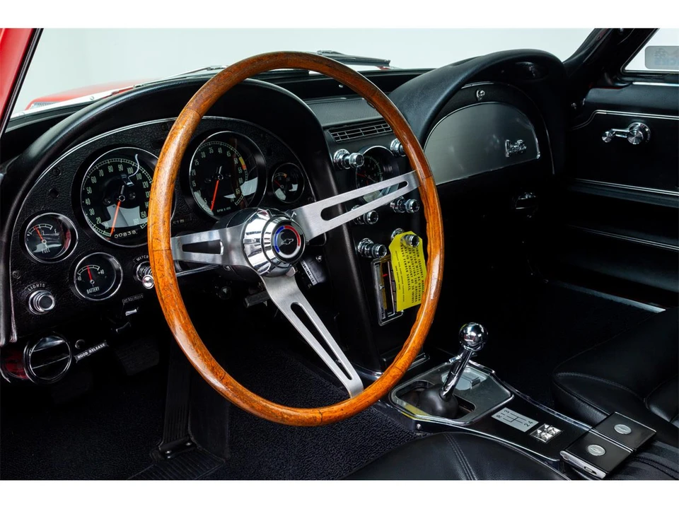 1966 Chevrolet Corvette C2 - Image 27 of 31