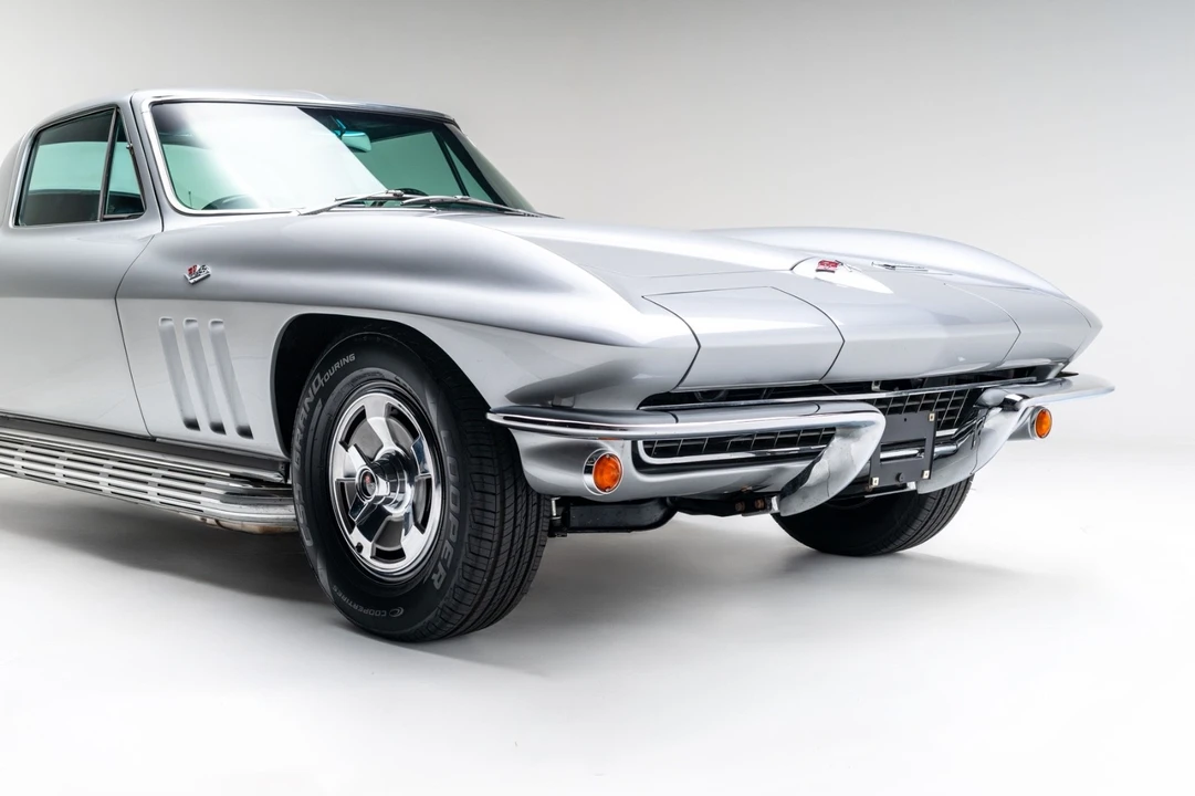 1966 Chevrolet Corvette C2 - Image 8 of 21