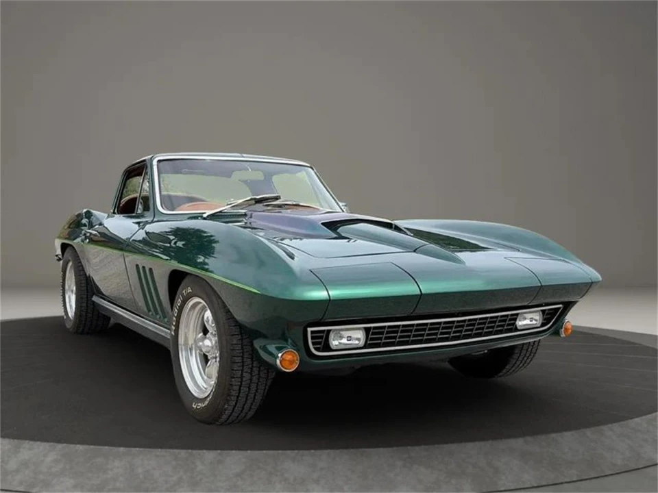 1966 Chevrolet Corvette C2 - Image 8 of 31