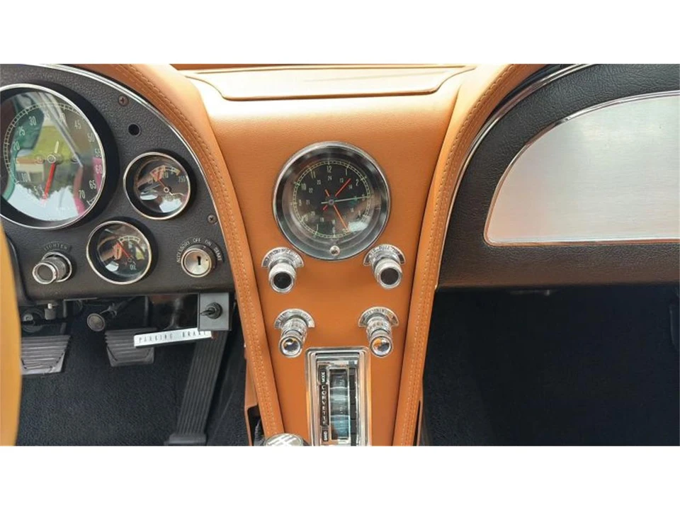 1966 Chevrolet Corvette C2 - Image 21 of 31