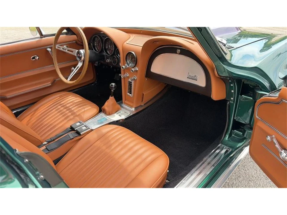 1966 Chevrolet Corvette C2 - Image 29 of 31