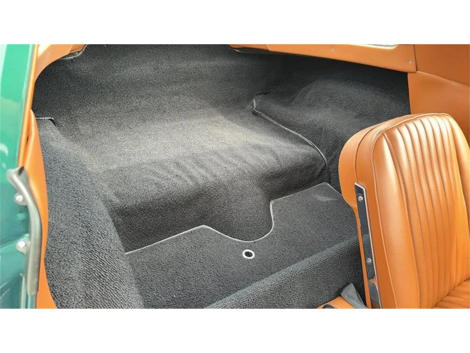 1966 Chevrolet Corvette C2 - Image 30 of 31