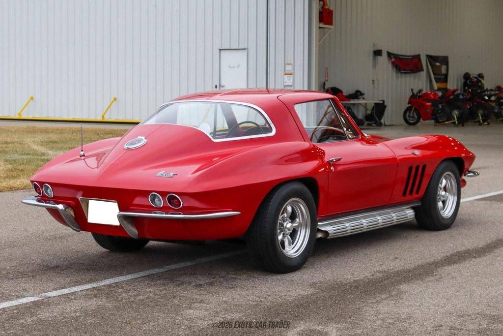 1966 Chevrolet Corvette C2 - Image 8 of 12