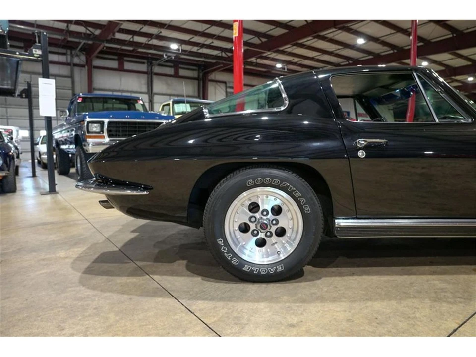 1966 Chevrolet Corvette C2 - Image 9 of 31