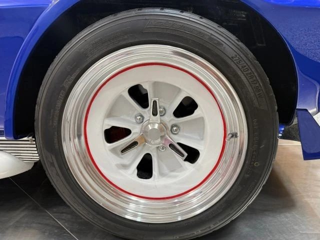 1966 Chevrolet Corvette C2 - Image 28 of 31