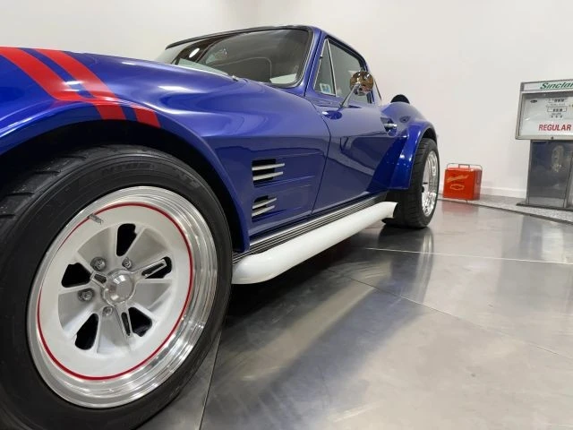 1966 Chevrolet Corvette C2 - Image 25 of 31