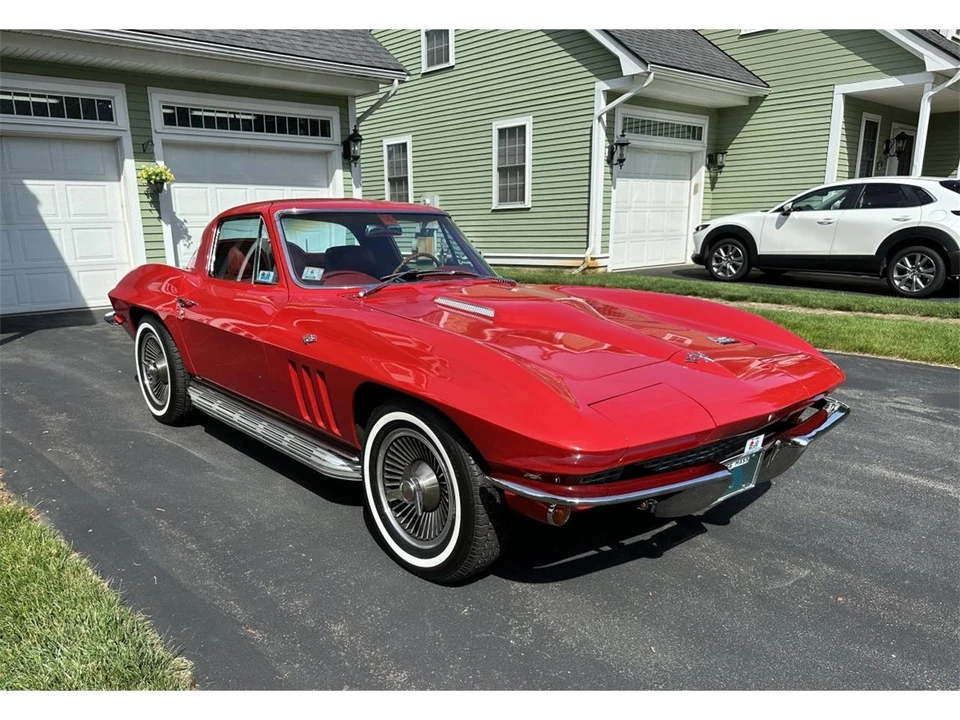 1966 Chevrolet Corvette C2 - Image 5 of 31