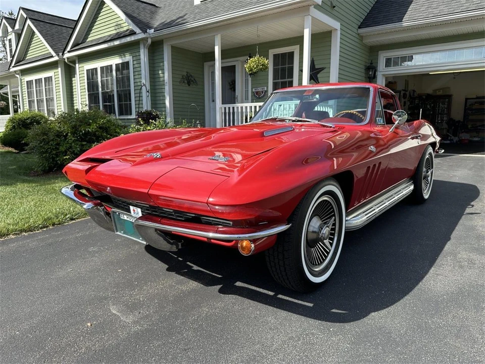 1966 Chevrolet Corvette C2 - Image 3 of 31