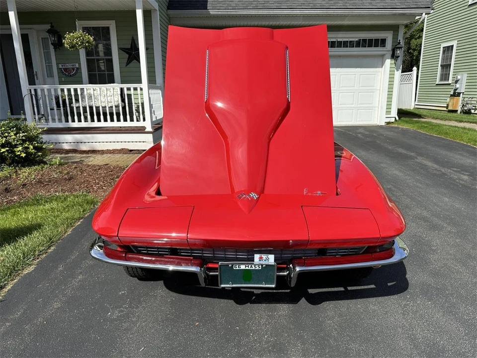 1966 Chevrolet Corvette C2 - Image 13 of 31