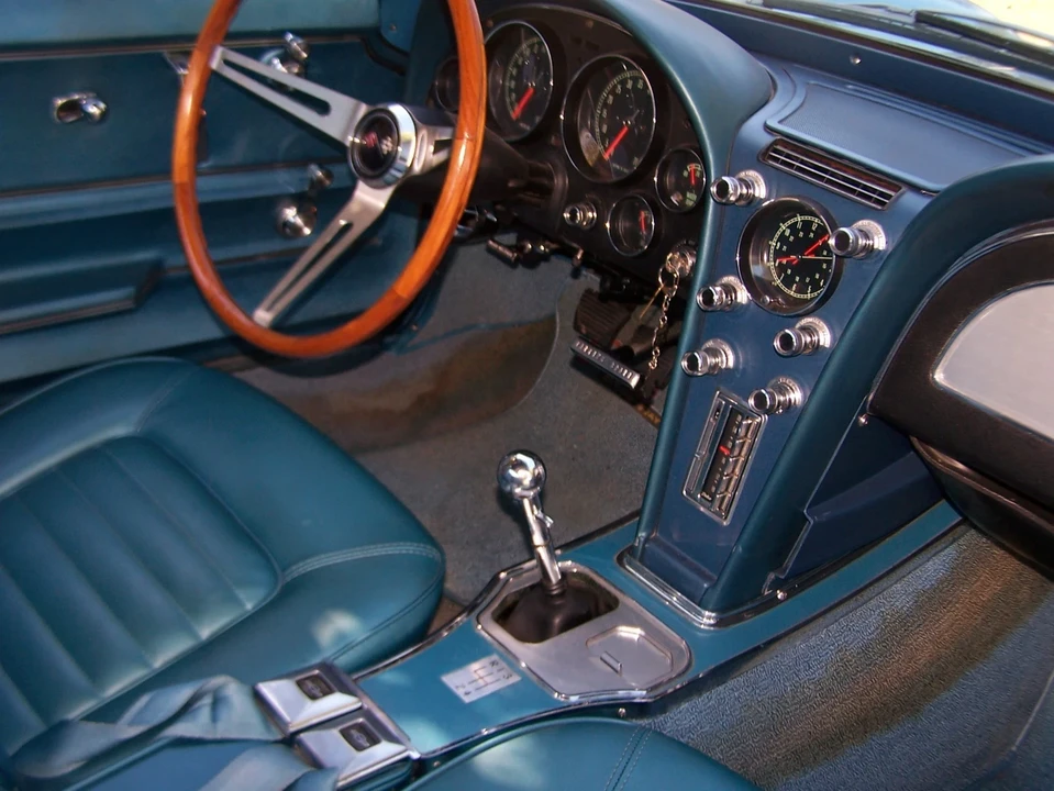 1966 Chevrolet Corvette C2 - Image 12 of 21