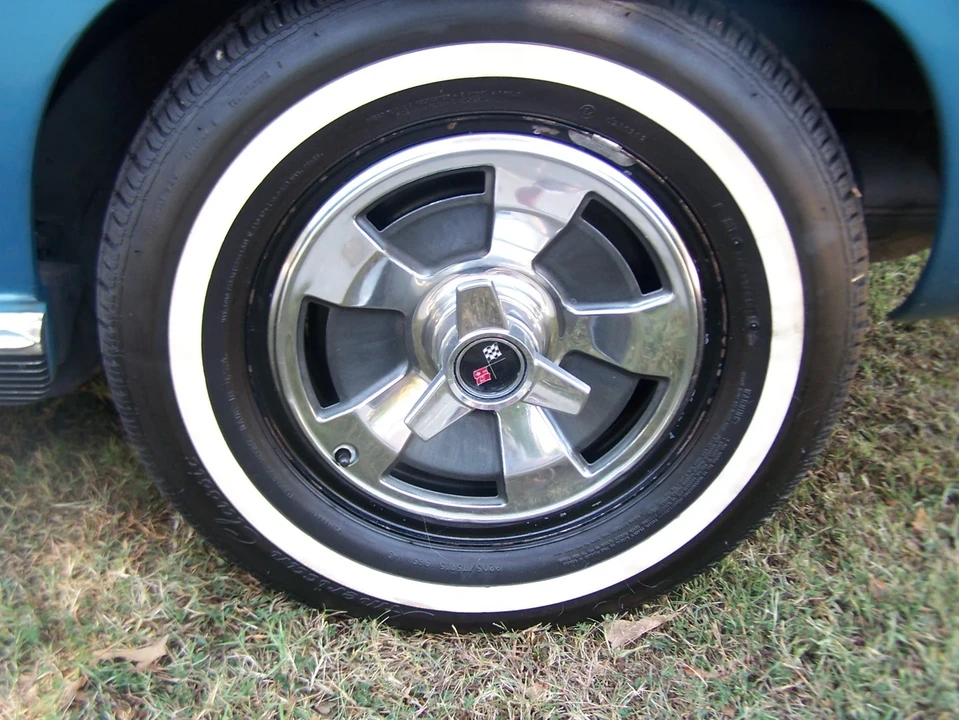 1966 Chevrolet Corvette C2 - Image 18 of 21