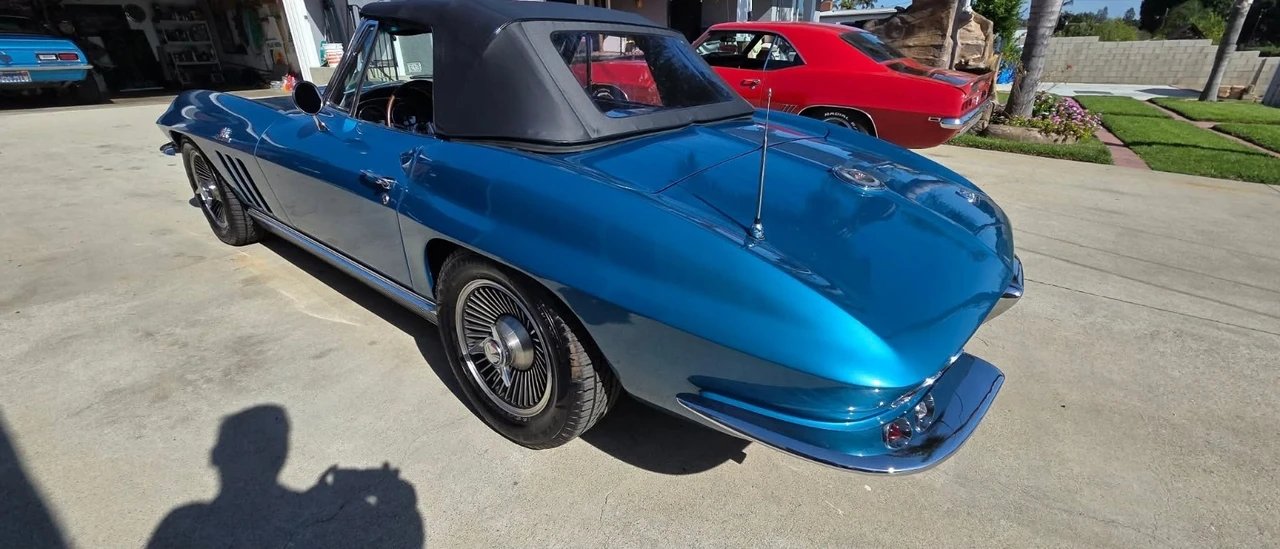 1966 Chevrolet Corvette - Image 3 of 28