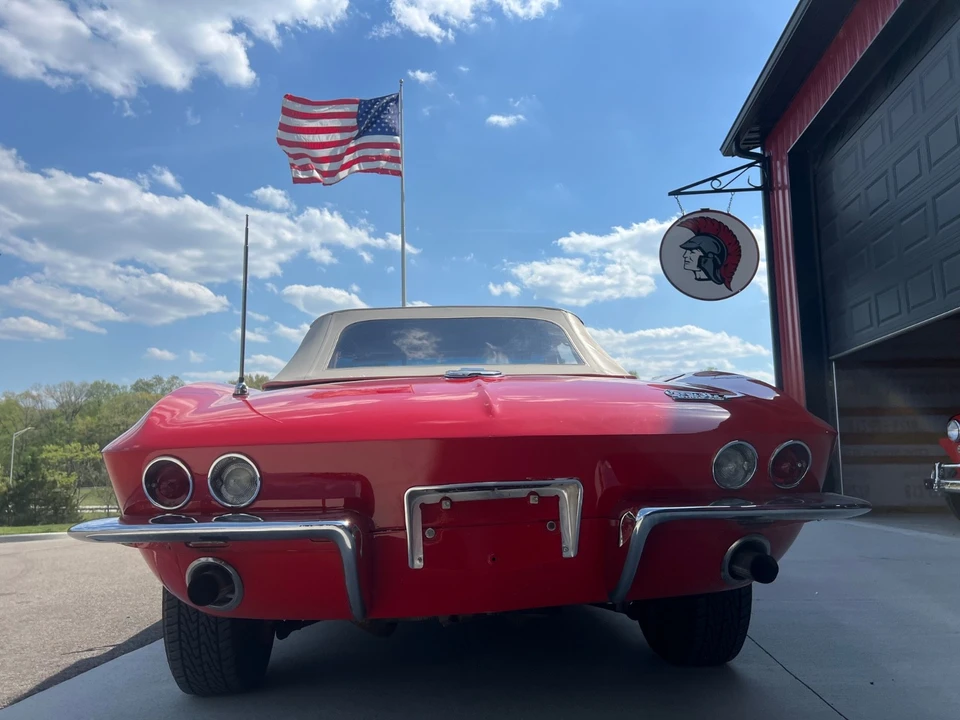 1966 Chevrolet Corvette C2 - Image 10 of 31