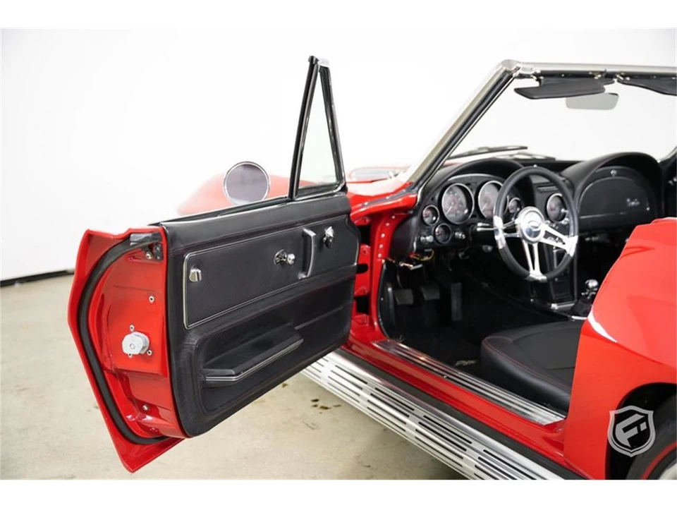 1966 Chevrolet Corvette C2 - Image 13 of 31