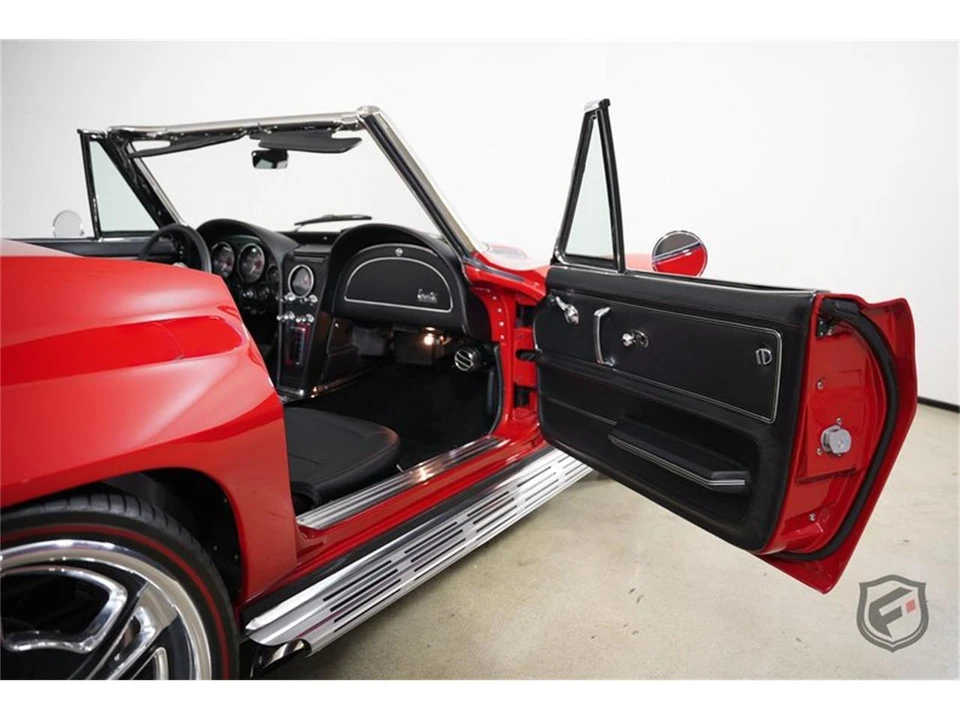 1966 Chevrolet Corvette C2 - Image 21 of 31