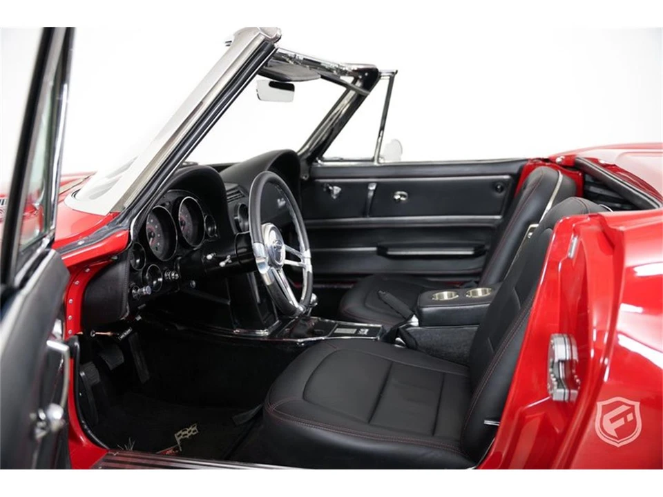 1966 Chevrolet Corvette C2 - Image 15 of 31