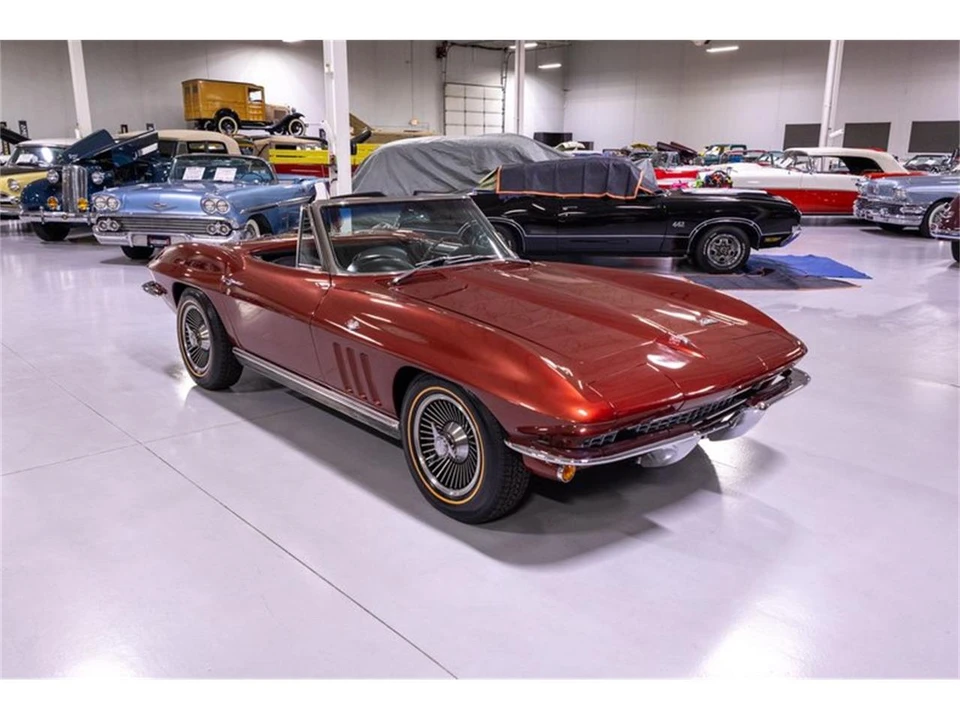 1966 Chevrolet Corvette C2 - Image 21 of 31