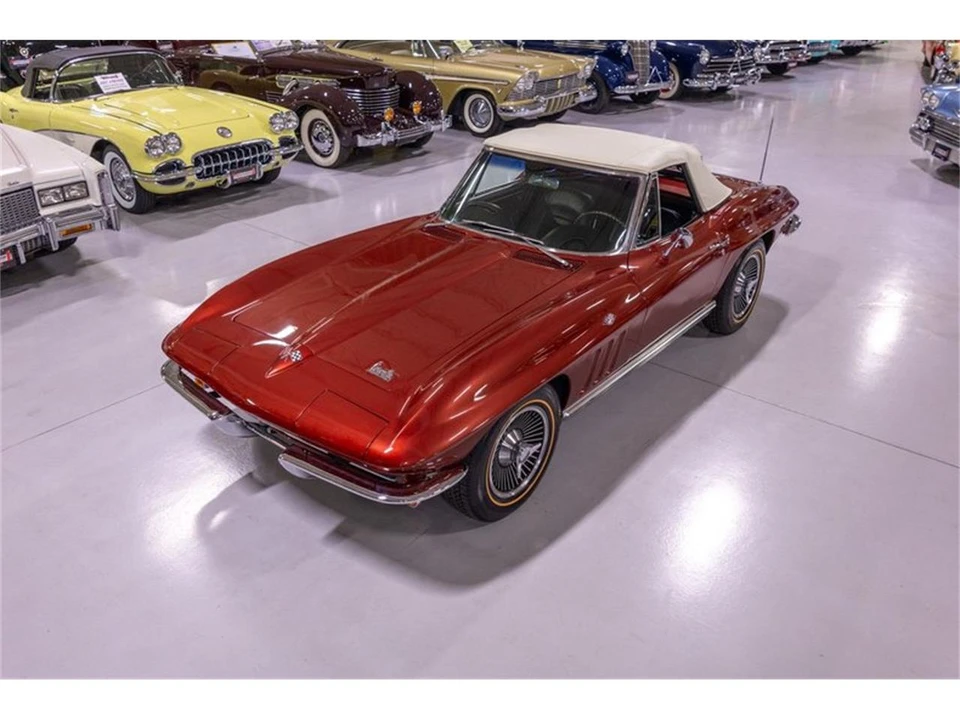 1966 Chevrolet Corvette C2 - Image 11 of 31