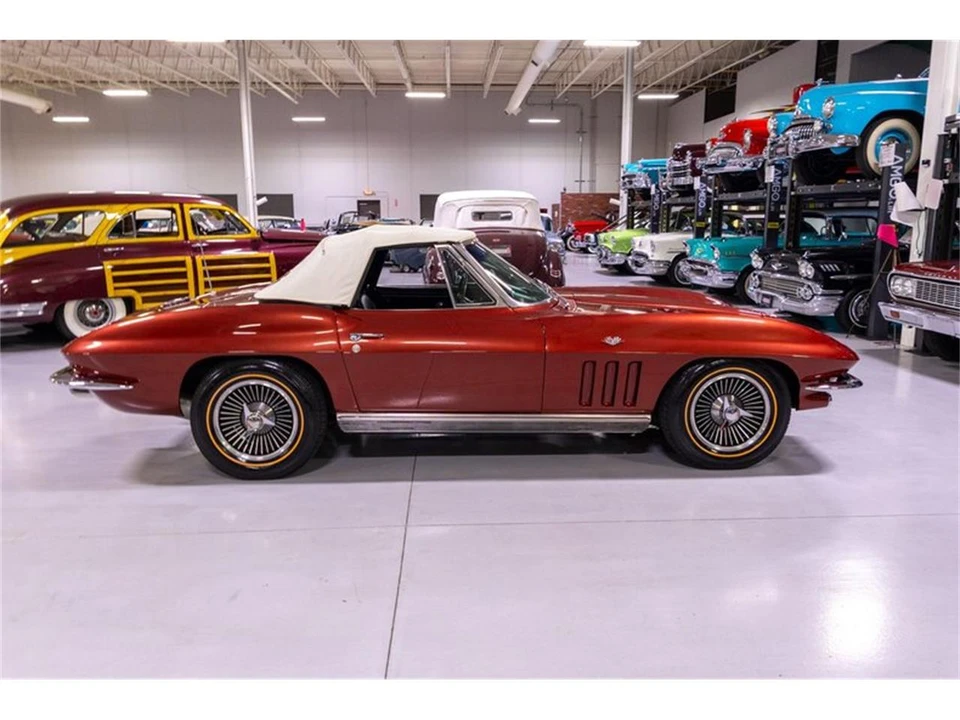 1966 Chevrolet Corvette C2 - Image 30 of 31