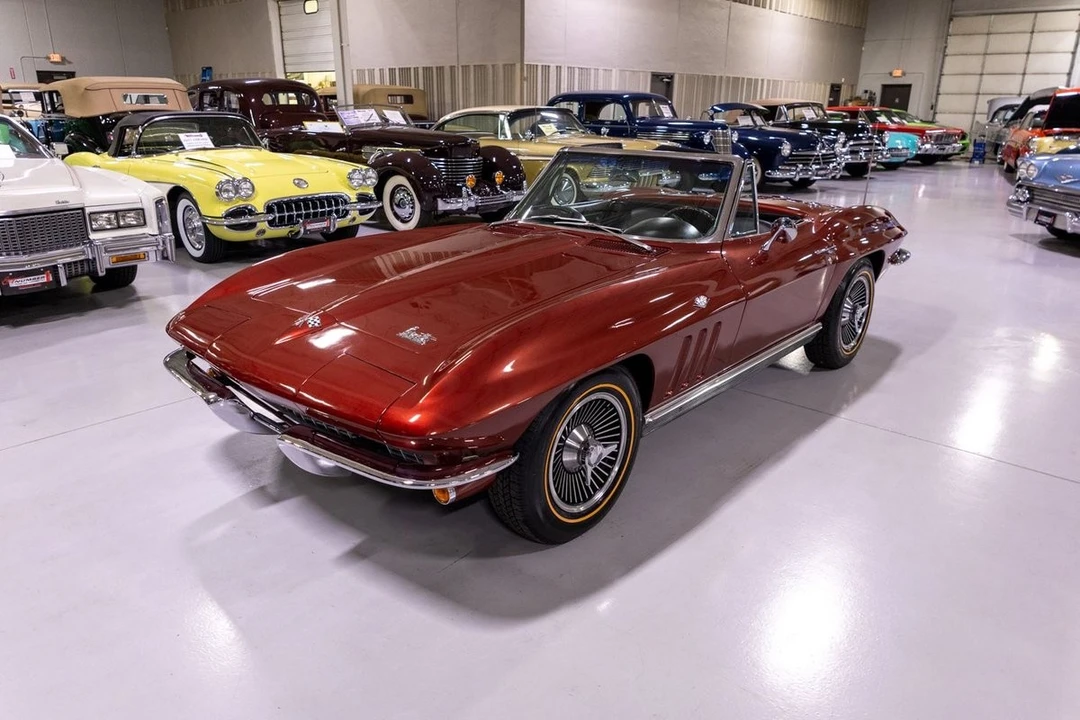 1966 Chevrolet Corvette C2 - Image 22 of 31