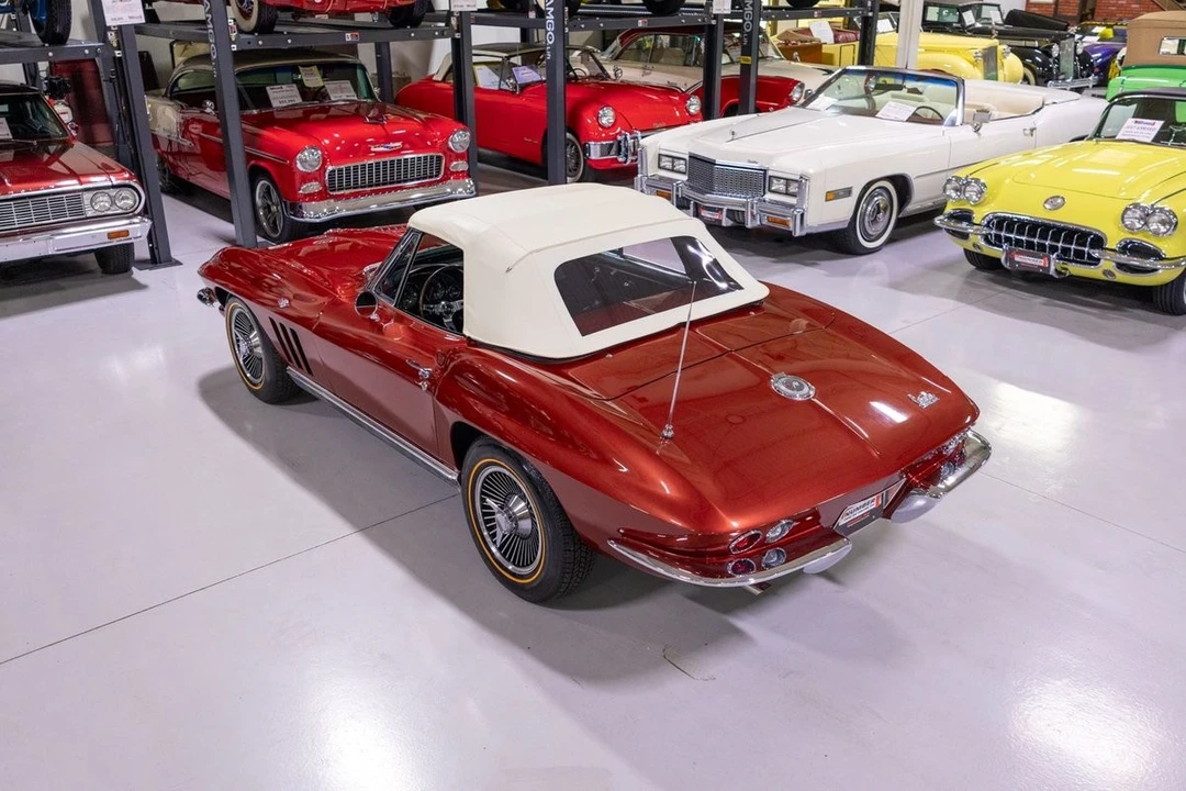 1966 Chevrolet Corvette C2 - Image 20 of 31