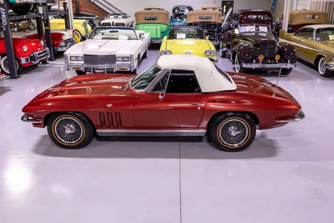 1966 Chevrolet Corvette C2 - Image 21 of 31