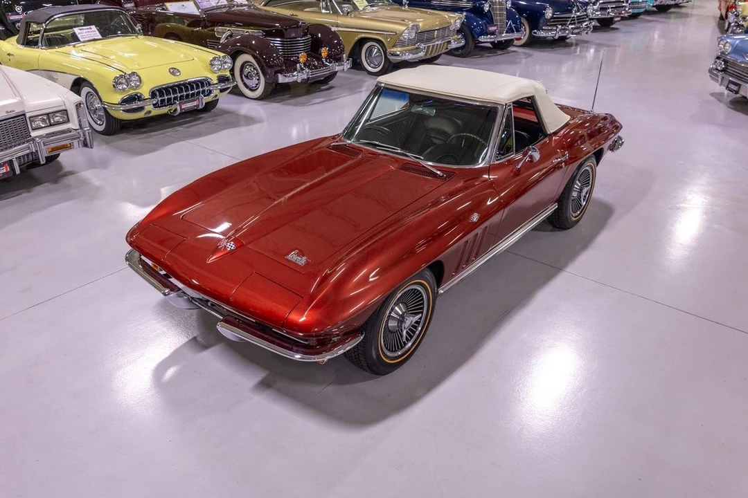 1966 Chevrolet Corvette C2 - Image 14 of 31