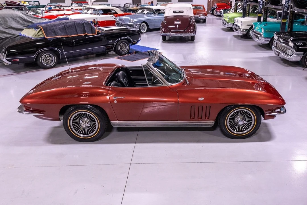 1966 Chevrolet Corvette C2 - Image 9 of 31