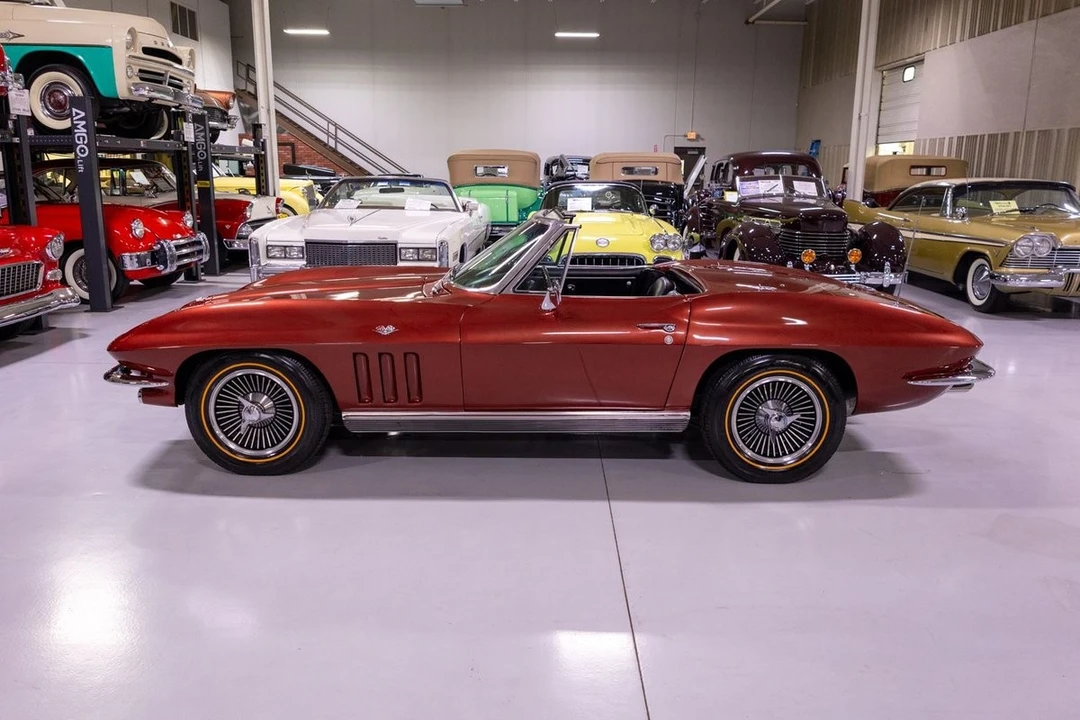 1966 Chevrolet Corvette C2 - Image 29 of 31