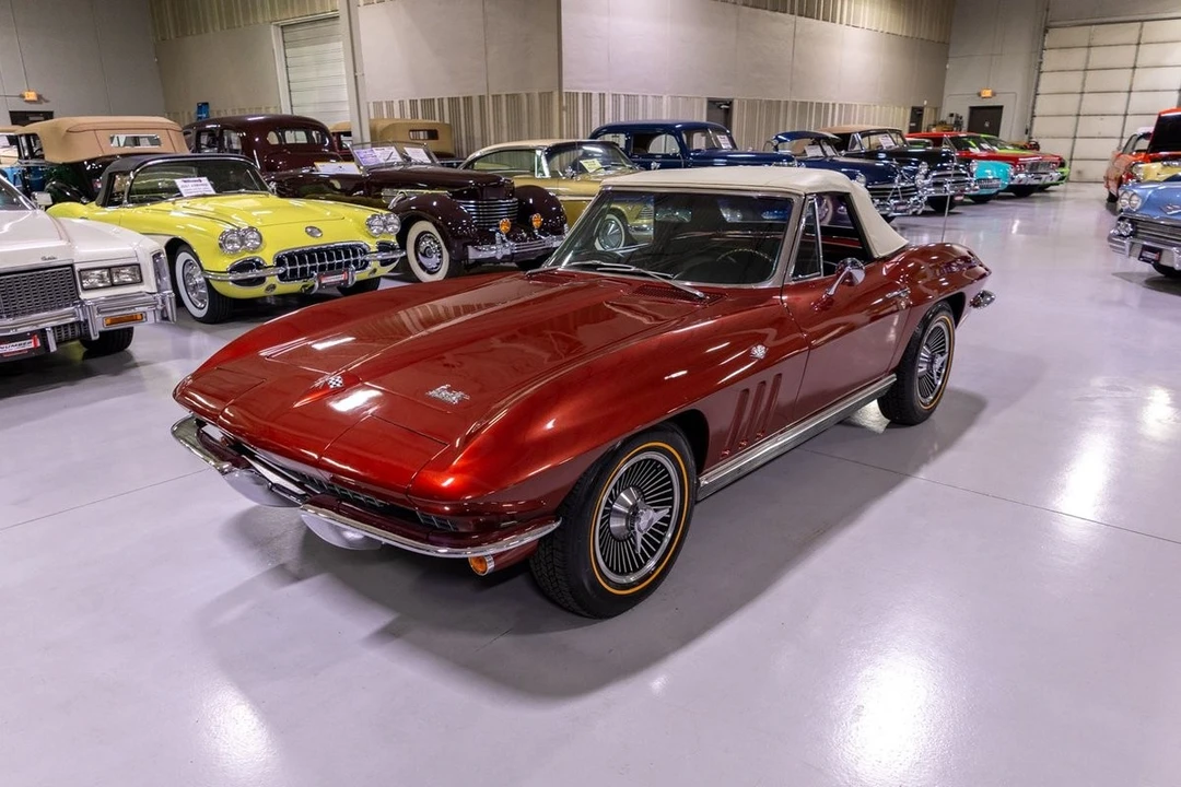 1966 Chevrolet Corvette C2 - Image 30 of 31
