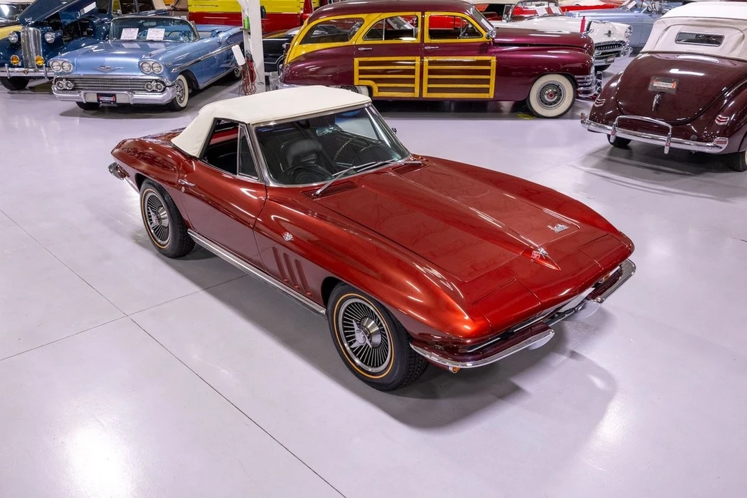 1966 Chevrolet Corvette C2 - Image 16 of 31