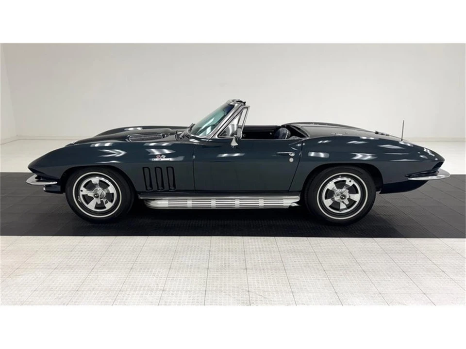 1966 Chevrolet Corvette C2 - Image 6 of 31