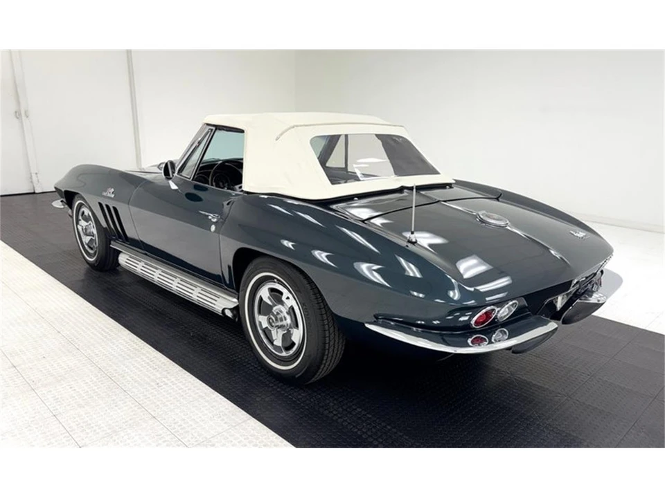 1966 Chevrolet Corvette C2 - Image 8 of 31