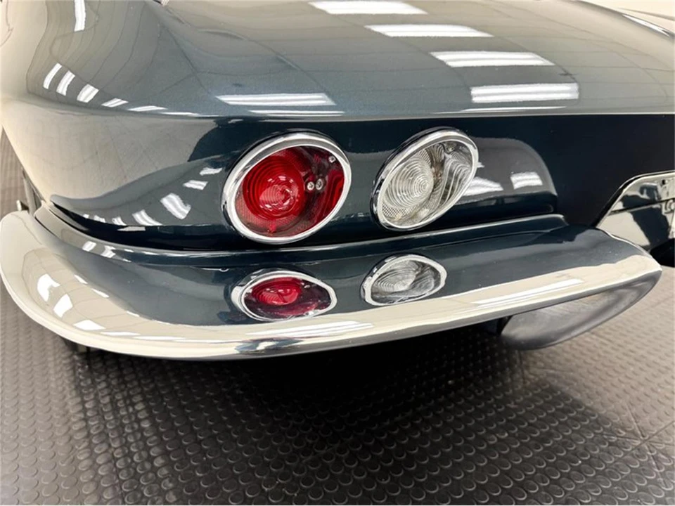 1966 Chevrolet Corvette C2 - Image 30 of 31