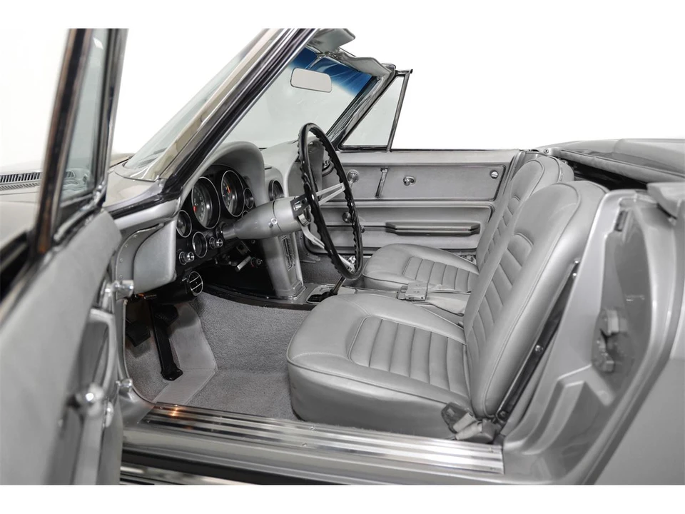 1966 Chevrolet Corvette C2 - Image 14 of 31