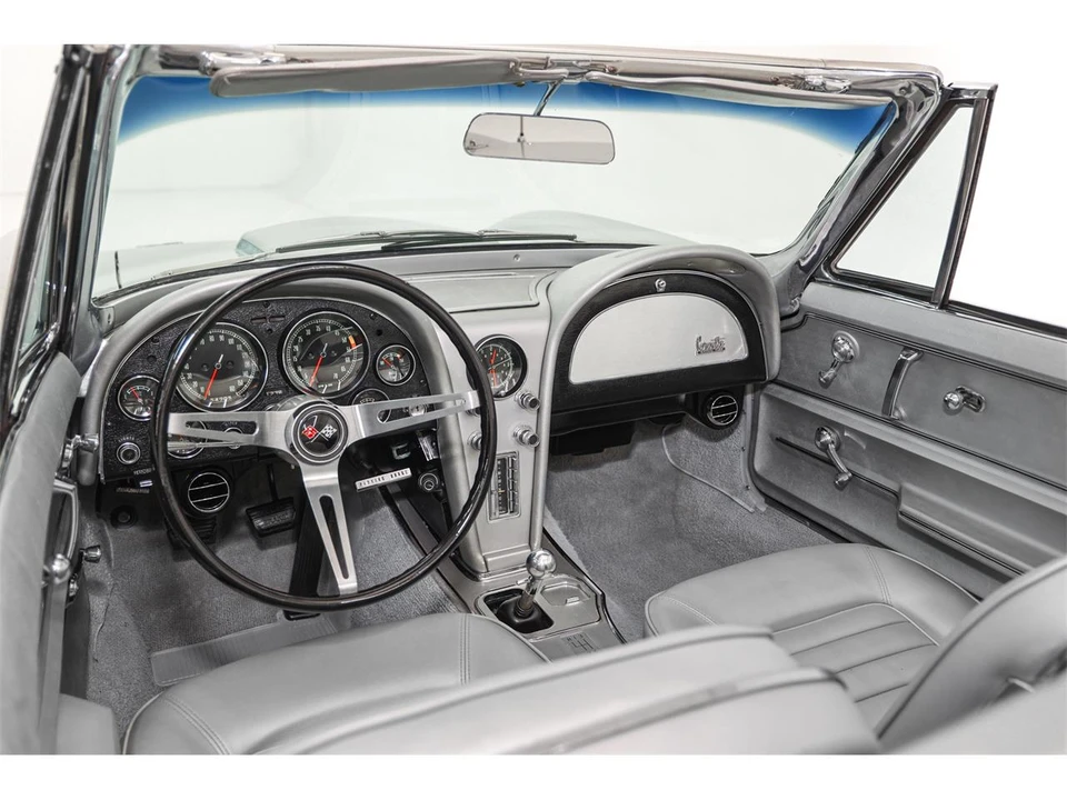 1966 Chevrolet Corvette C2 - Image 15 of 31
