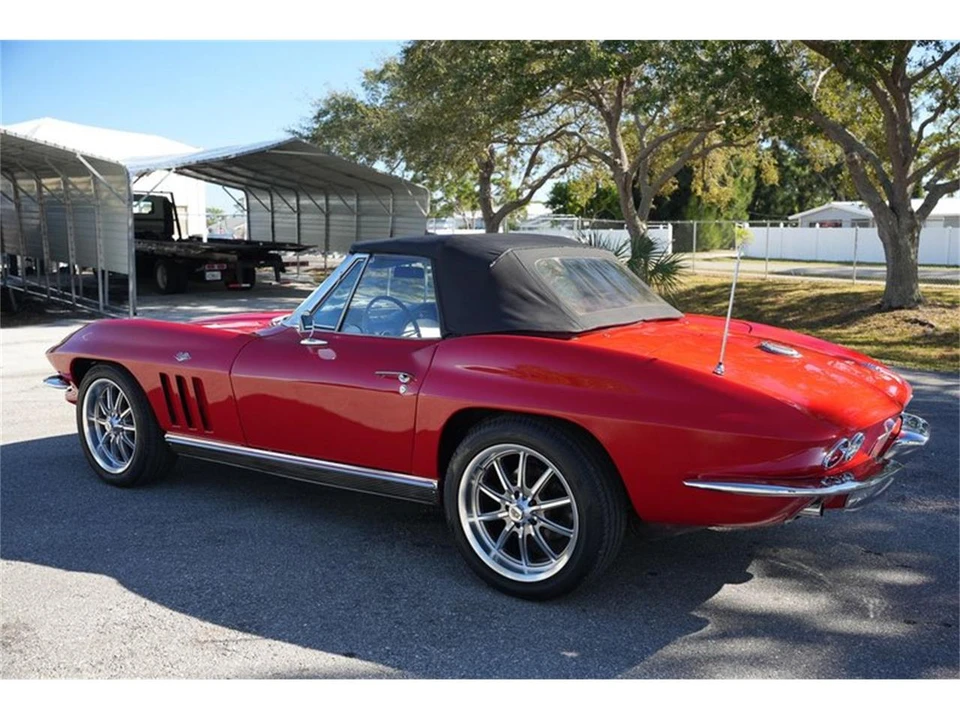 1966 Chevrolet Corvette C2 - Image 7 of 31
