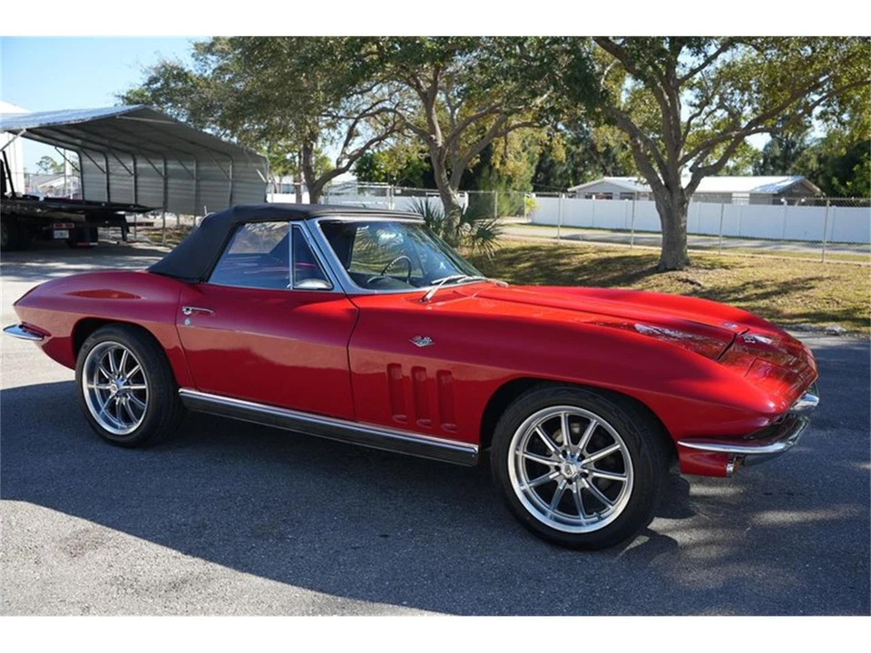 1966 Chevrolet Corvette C2 - Image 12 of 31