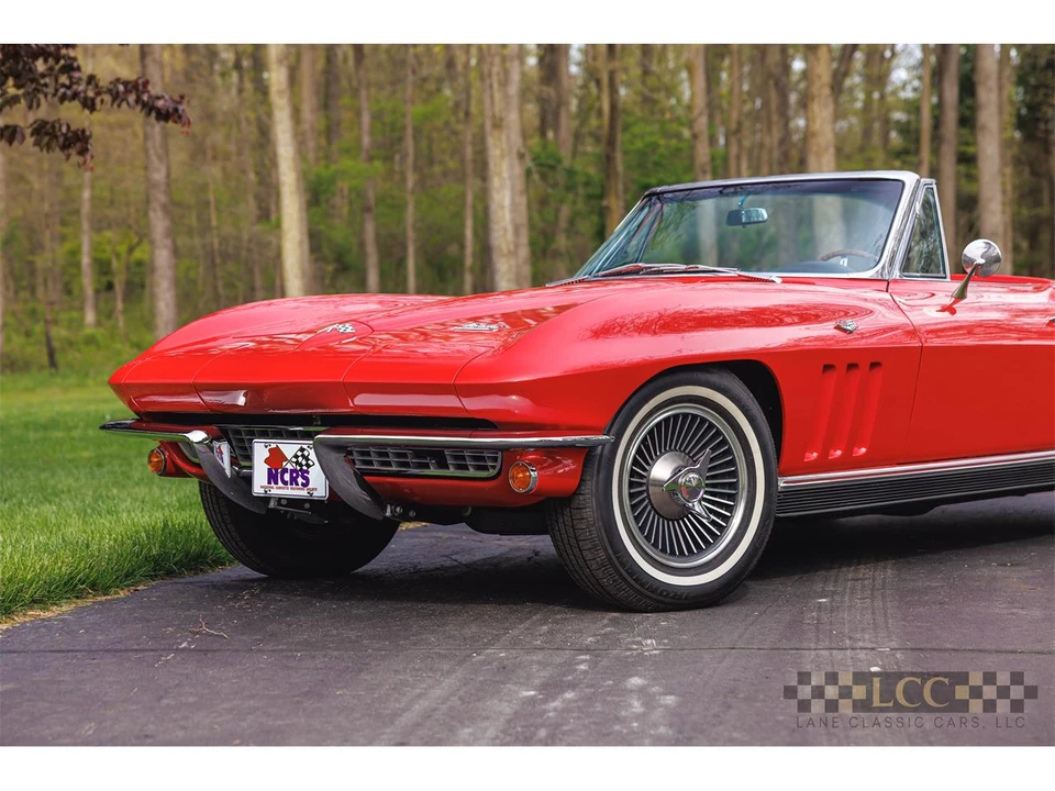 1966 Chevrolet Corvette C2 - Image 15 of 31