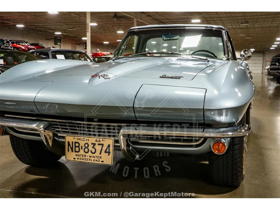1966 Chevrolet Corvette C2 - Image 28 of 31