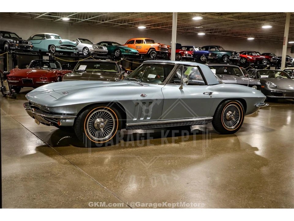 1966 Chevrolet Corvette C2 - Image 15 of 31