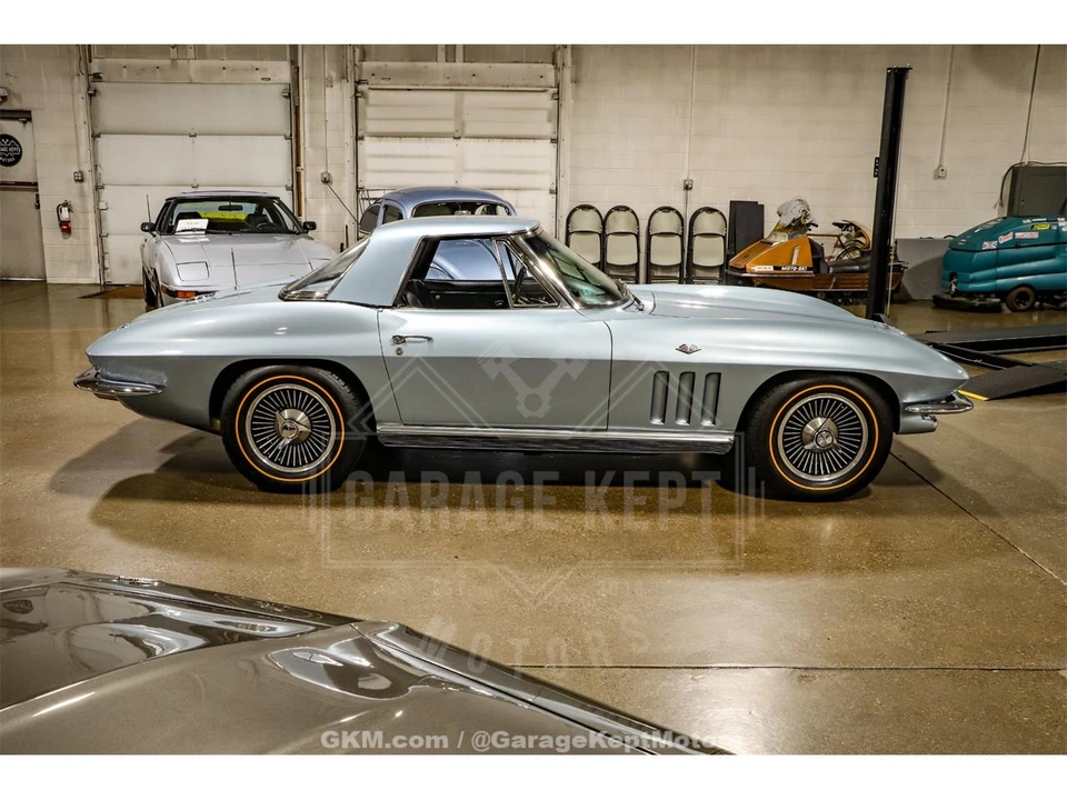1966 Chevrolet Corvette C2 - Image 21 of 31