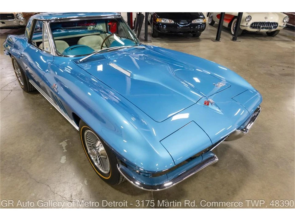 1966 Chevrolet Corvette C2 - Image 13 of 31