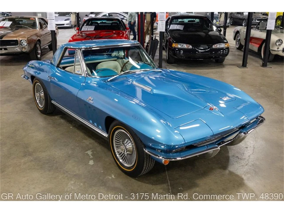 1966 Chevrolet Corvette C2 - Image 9 of 31
