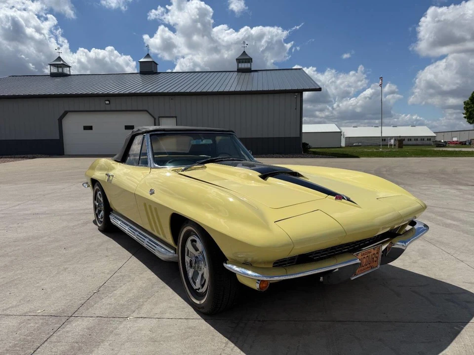 1966 Chevrolet Corvette C2 - Image 6 of 31