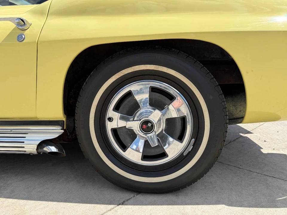 1966 Chevrolet Corvette C2 - Image 22 of 31