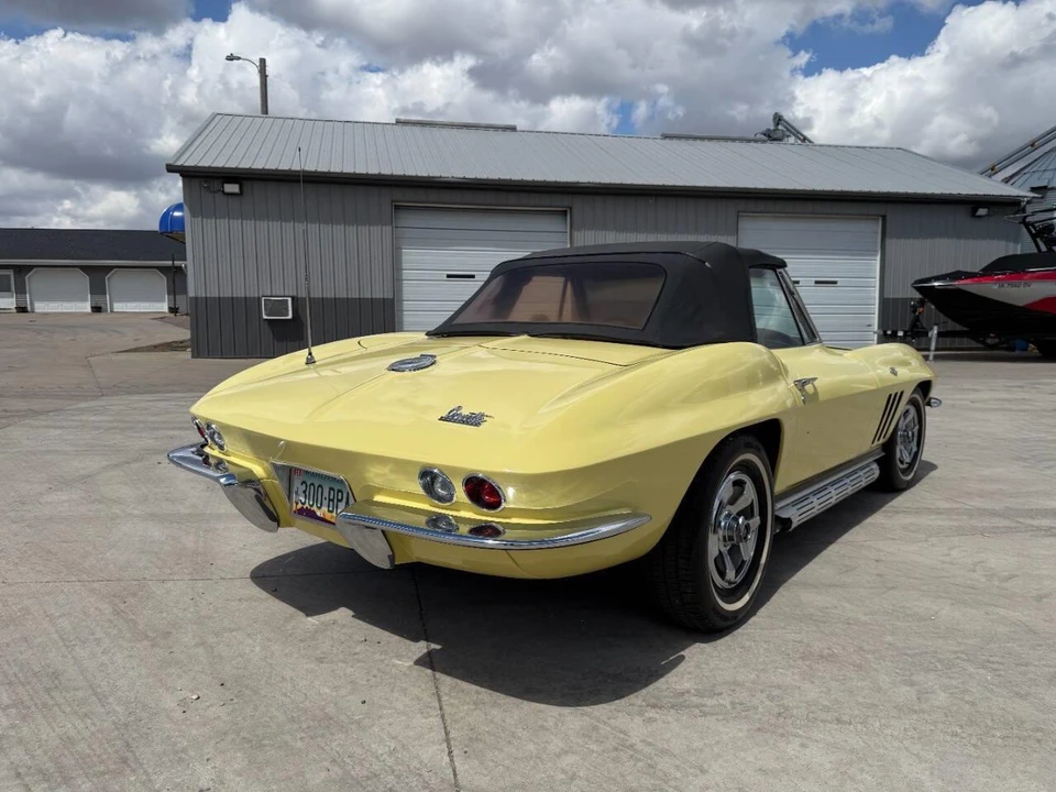 1966 Chevrolet Corvette C2 - Image 8 of 31