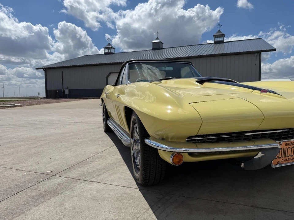 1966 Chevrolet Corvette C2 - Image 14 of 31
