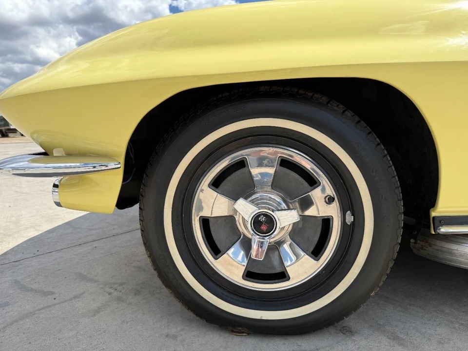 1966 Chevrolet Corvette C2 - Image 21 of 31